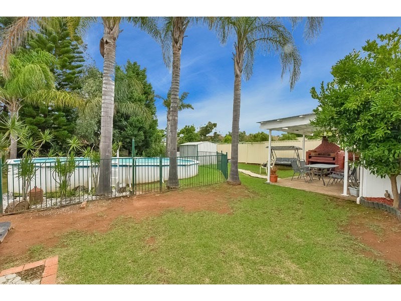 9 Balthasar Street, Rosemeadow NSW 2560