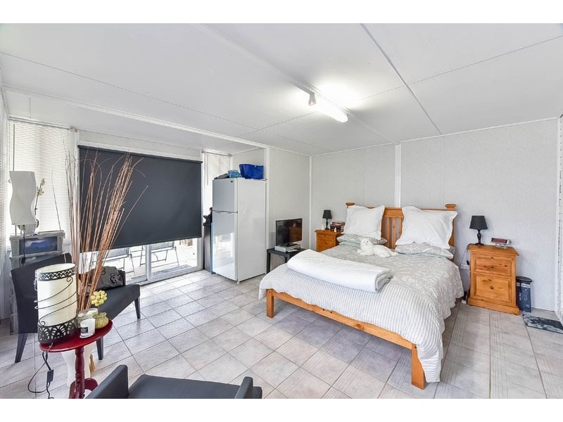9 Balthasar Street, Rosemeadow NSW 2560