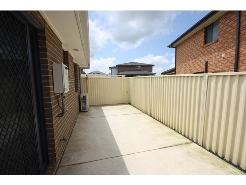 16a Tander Street, Oran Park NSW 2570