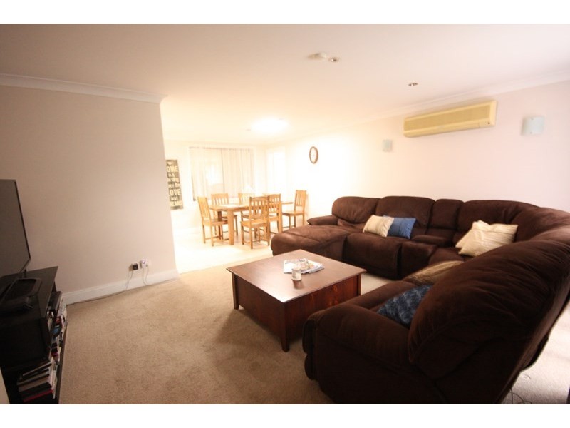 10 Tammar Place, St Helens Park NSW 2560