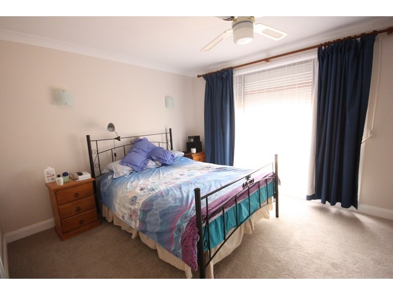 10 Tammar Place, St Helens Park NSW 2560