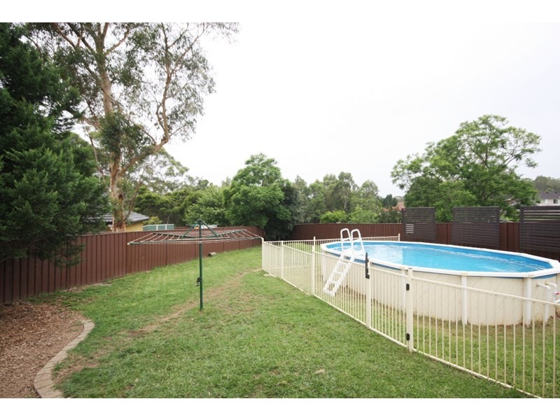 9 Jowett Place, Ingleburn NSW 2565