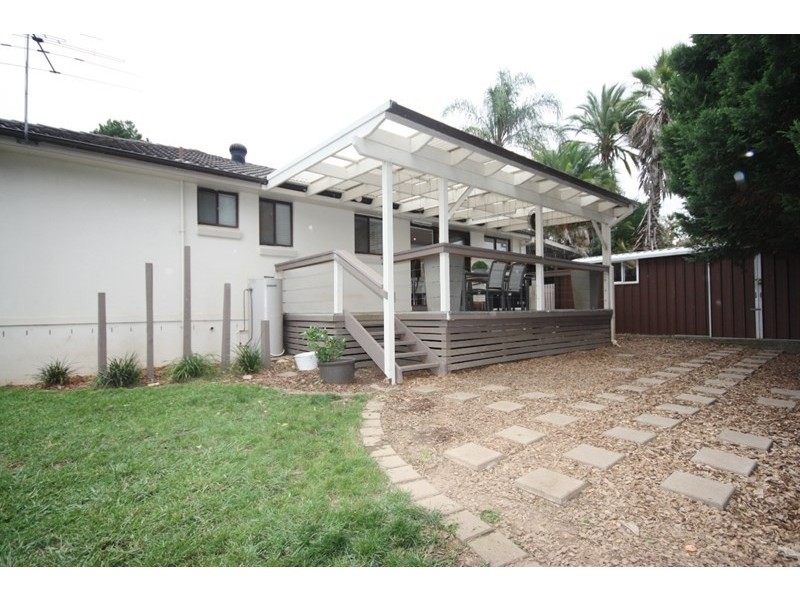 9 Jowett Place, Ingleburn NSW 2565