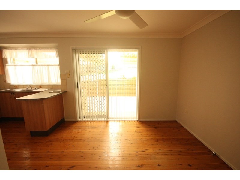 11 Tipping Place, Ambarvale NSW 2560