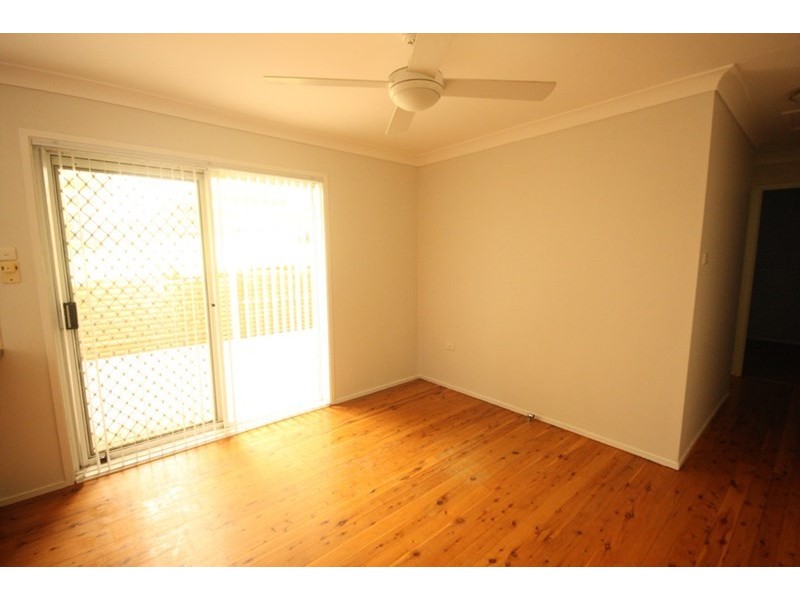 11 Tipping Place, Ambarvale NSW 2560