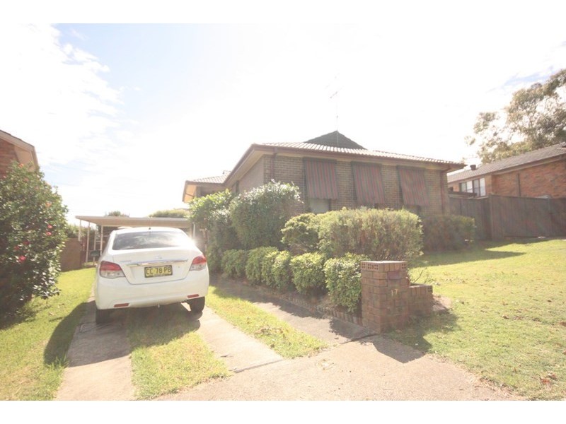 17 Midlothian Road, St Andrews NSW 2566