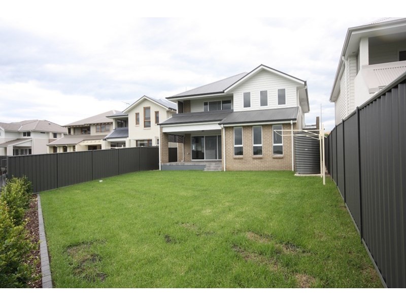 28 Fernleigh Court Arcadian Hills, Cobbitty NSW 2570