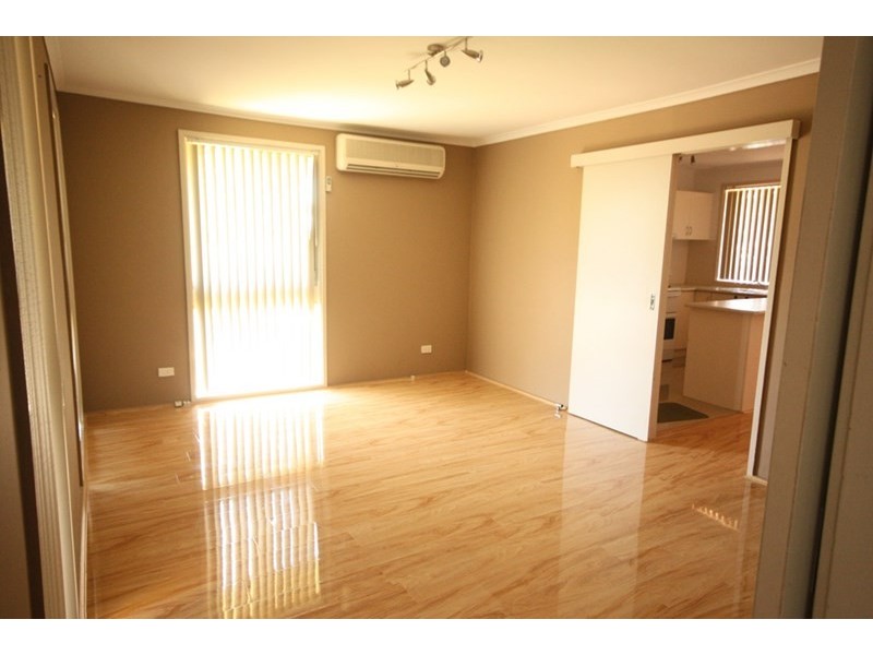 13 Kimberley Street, Leumeah NSW 2560