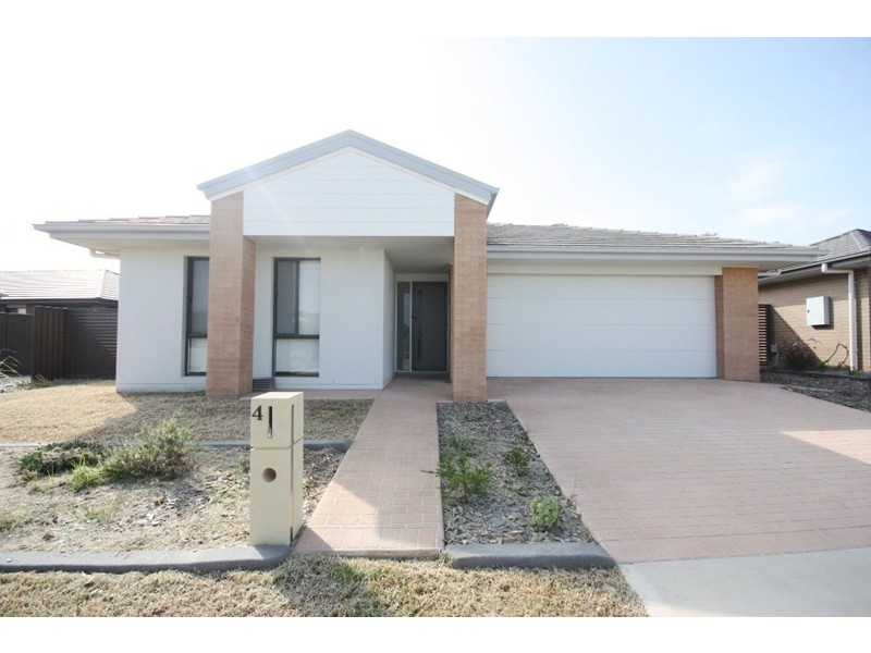 4 Whitfield Street, Gregory Hills NSW 2557