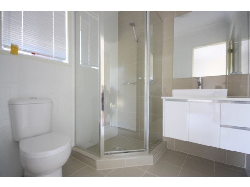 4 Whitfield Street, Gregory Hills NSW 2557