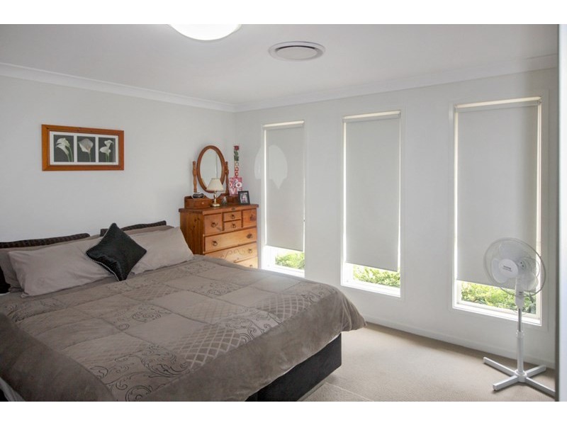 6 Mitten Street, Elderslie NSW 2570