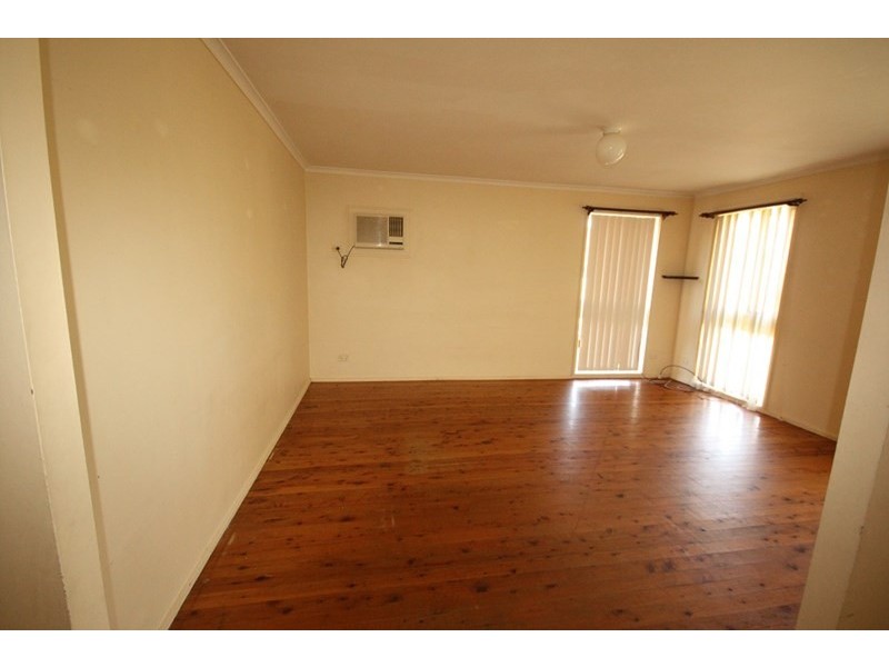17 Albillo Place, Eschol Park NSW 2558