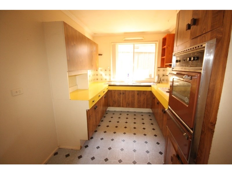 17 Albillo Place, Eschol Park NSW 2558