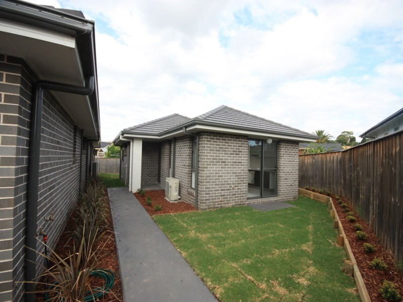 34a Macedon Street, Minto NSW 2566