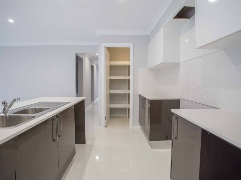 34 Macedon Street, Minto NSW 2566