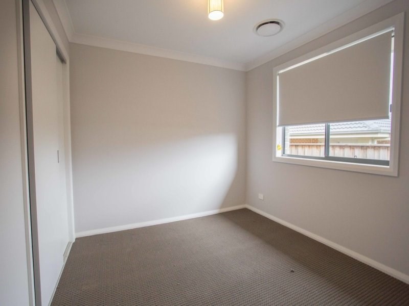 34 Macedon Street, Minto NSW 2566