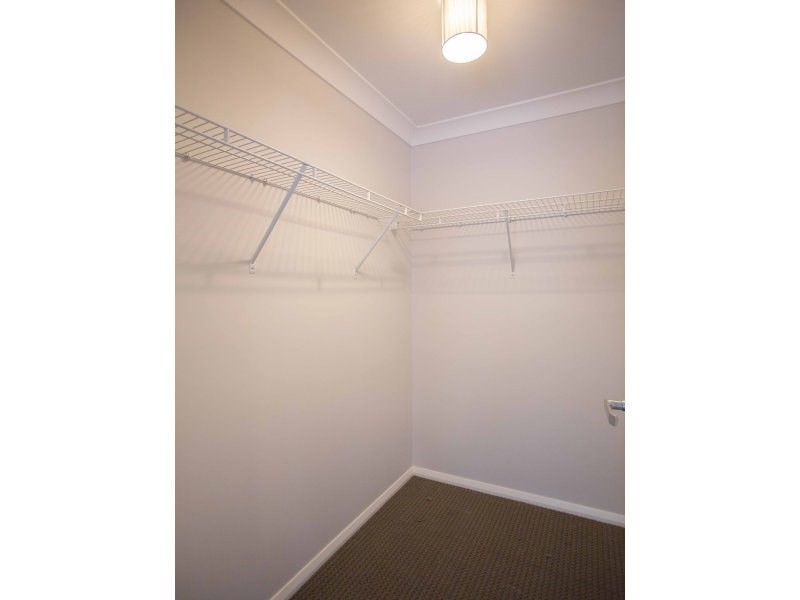 34 Macedon Street, Minto NSW 2566