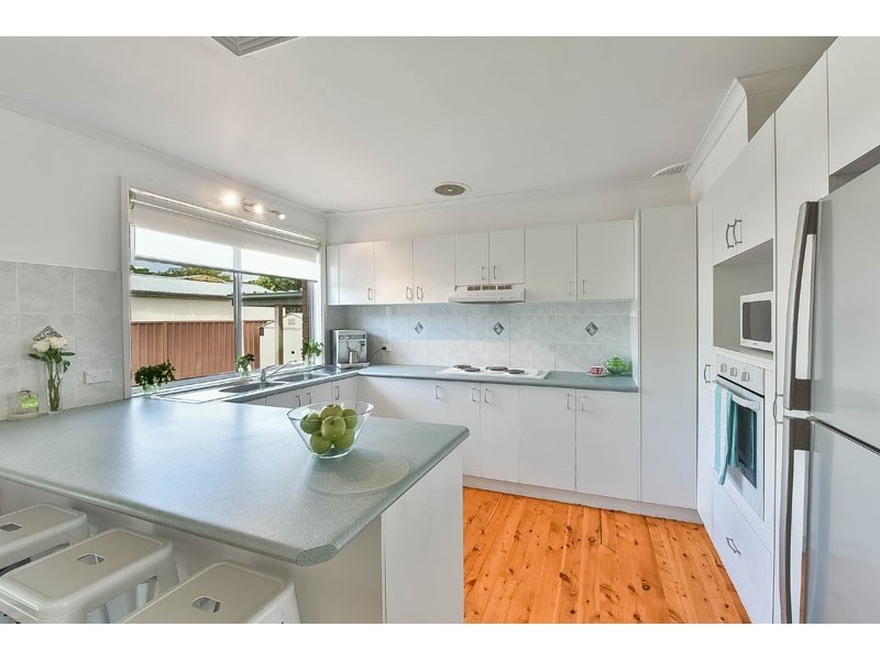 10 Ash Place, Bradbury NSW 2560