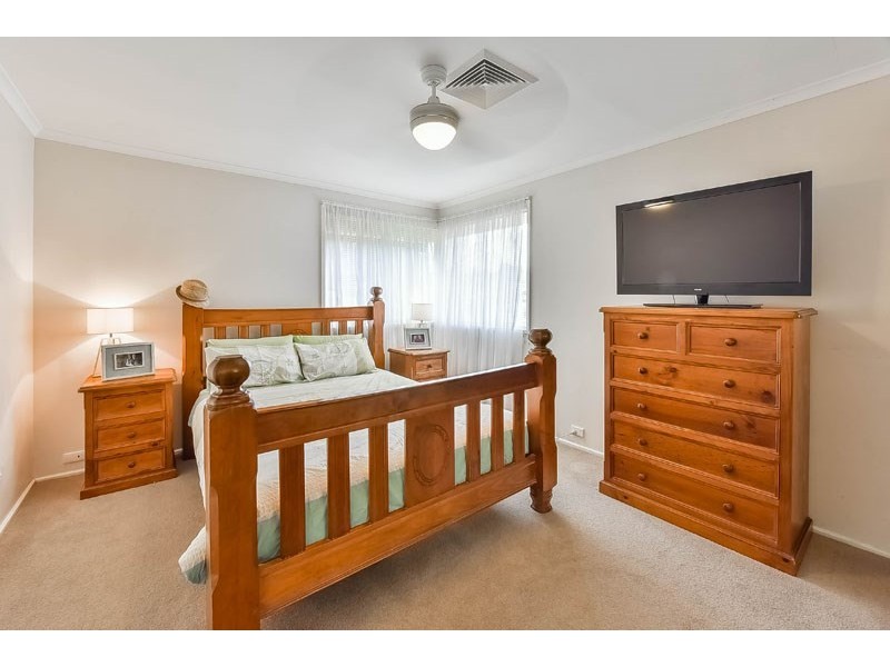 10 Ash Place, Bradbury NSW 2560