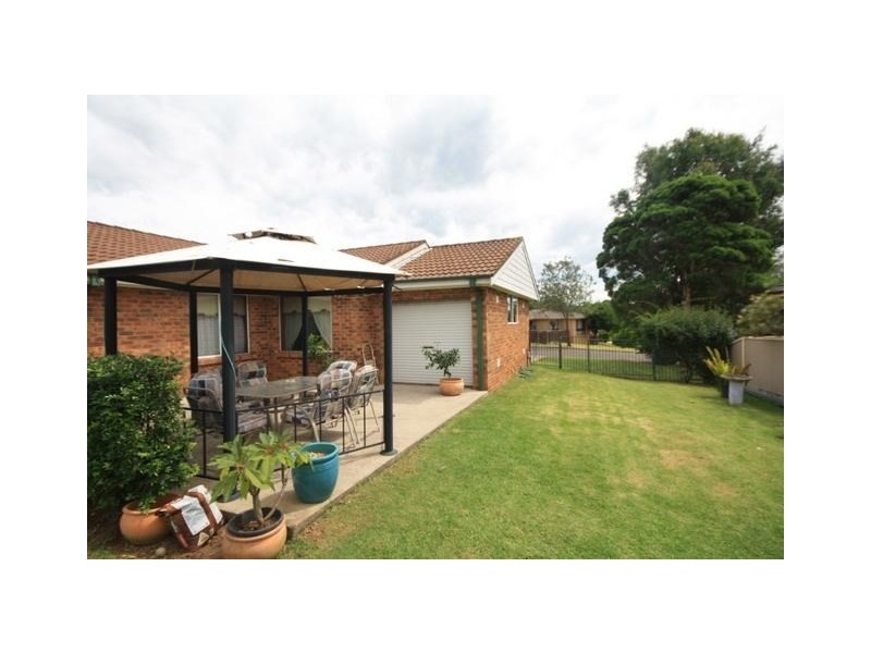 55 Clifford Crescent, Ingleburn NSW 2565