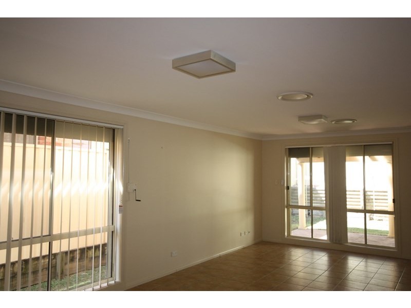 15 Sumba Place, Blairmount NSW 2559