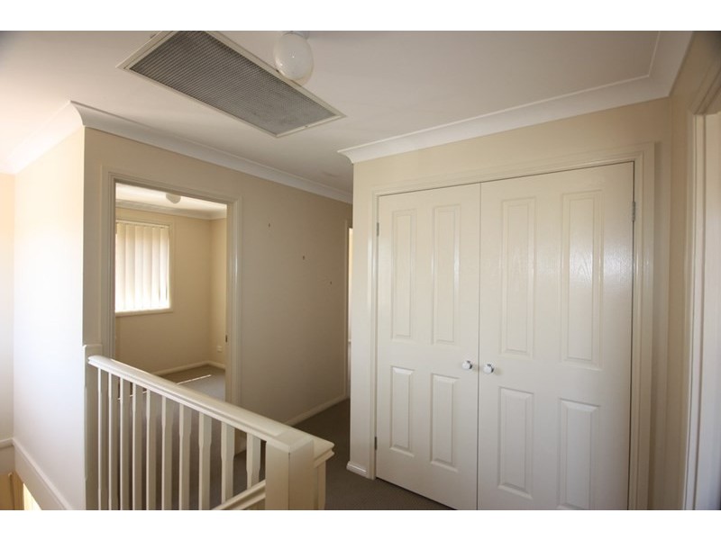 15 Sumba Place, Blairmount NSW 2559