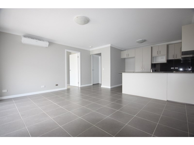 8/29 Lorimer Street, Elderslie NSW 2570