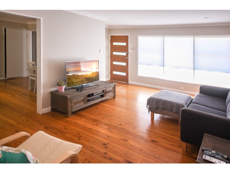 17 Caley Road, Bradbury NSW 2560