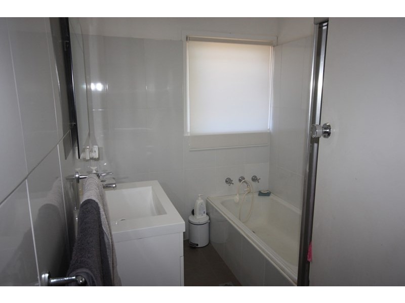 17 Caley Road, Bradbury NSW 2560