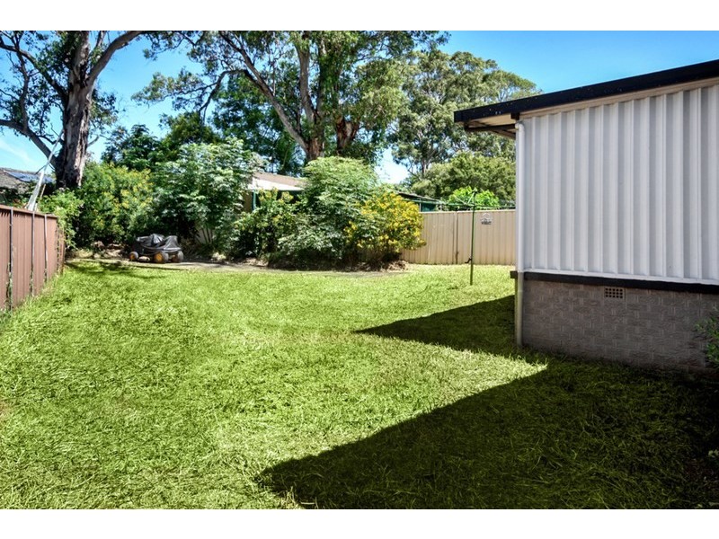 17 Caley Road, Bradbury NSW 2560