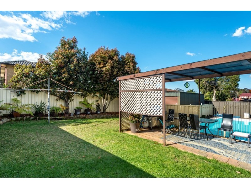32 Owen Stanley Street, Glenfield NSW 2167