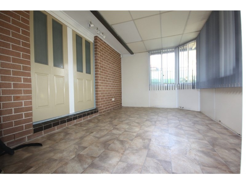 40 Cranberry Street, Macquarie Fields NSW 2564