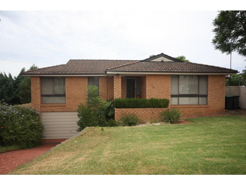 172 Wyangala Crescent, Leumeah NSW 2560