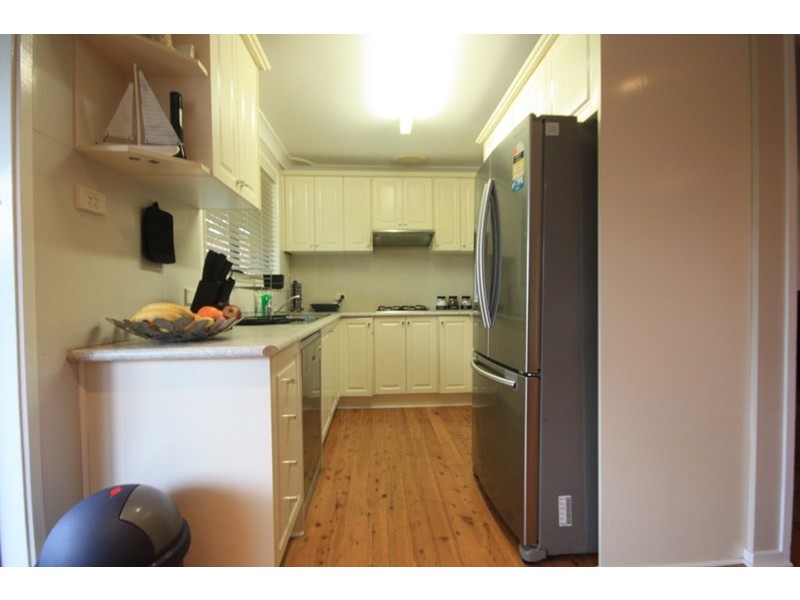 172 Wyangala Crescent, Leumeah NSW 2560