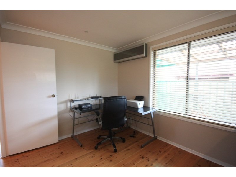 172 Wyangala Crescent, Leumeah NSW 2560