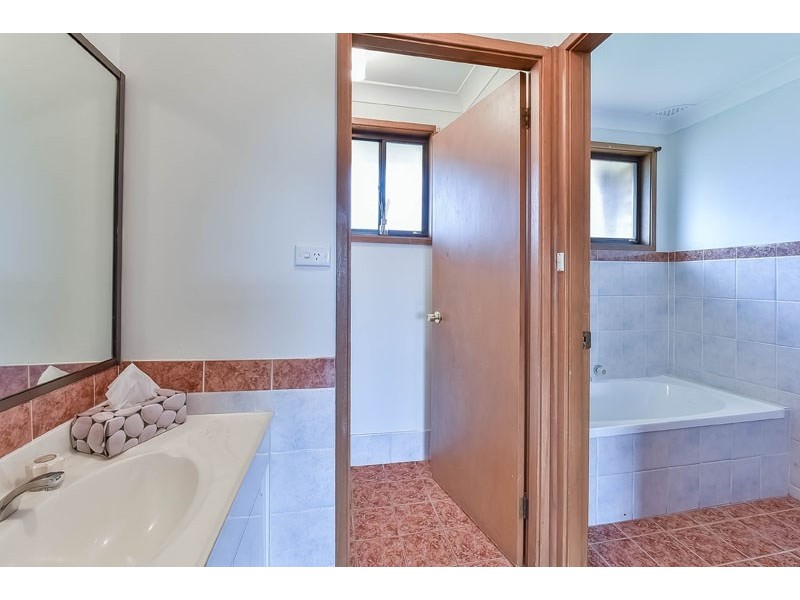 43 Minchinbury Terrace, Eschol Park NSW 2558