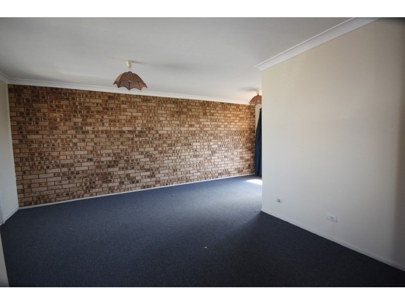 11/10 Bensley Road, Macquarie Fields NSW 2564