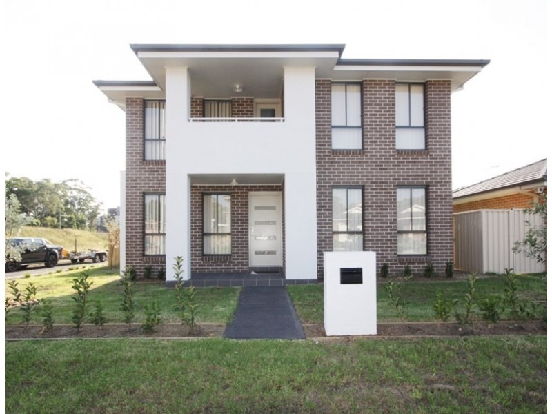 3 Mt Olympus Circuit, Edmondson Park NSW 2174