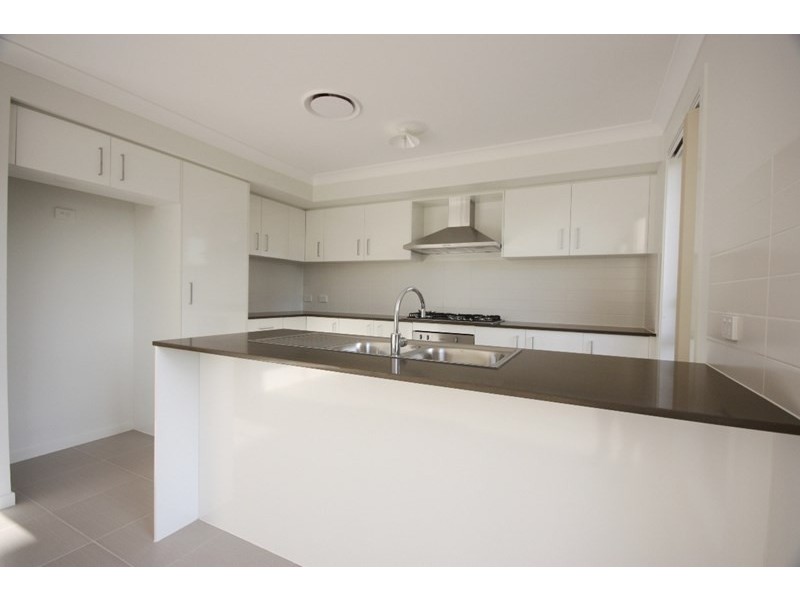 3 Mt Olympus Circuit, Edmondson Park NSW 2174