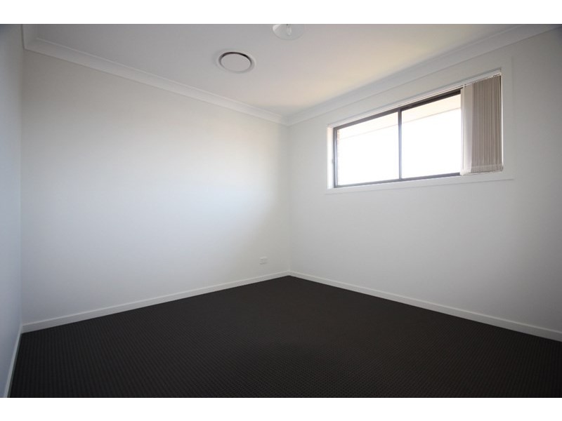 3 Mt Olympus Circuit, Edmondson Park NSW 2174