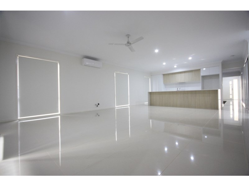 9 Warburn Street, Gregory Hills NSW 2557