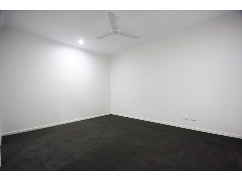 9 Warburn Street, Gregory Hills NSW 2557