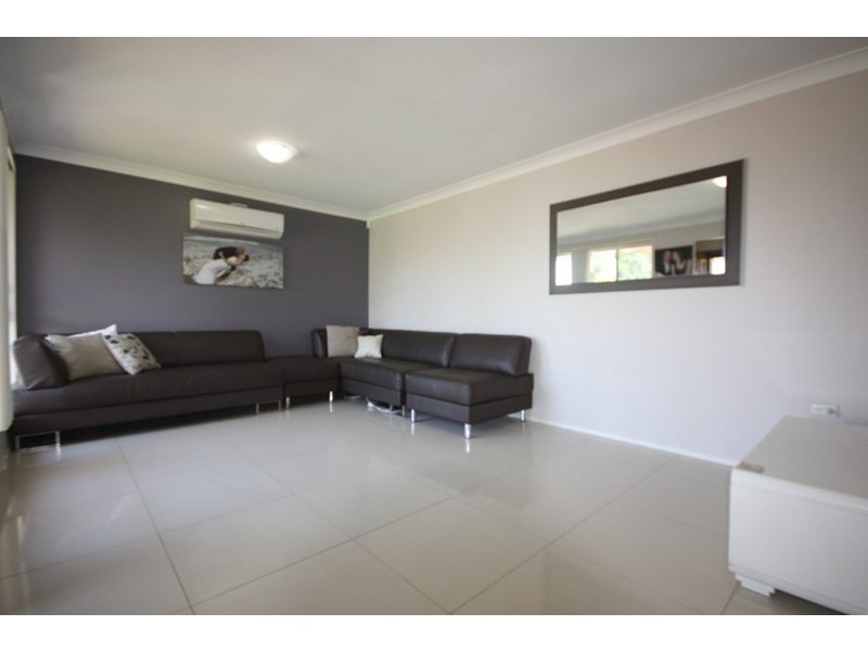 78 Cornelian Avenue, Eagle Vale NSW 2558