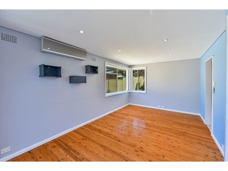 34 Lawn Avenue, Bradbury NSW 2560
