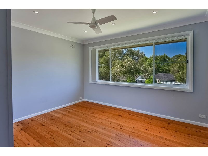 34 Lawn Avenue, Bradbury NSW 2560