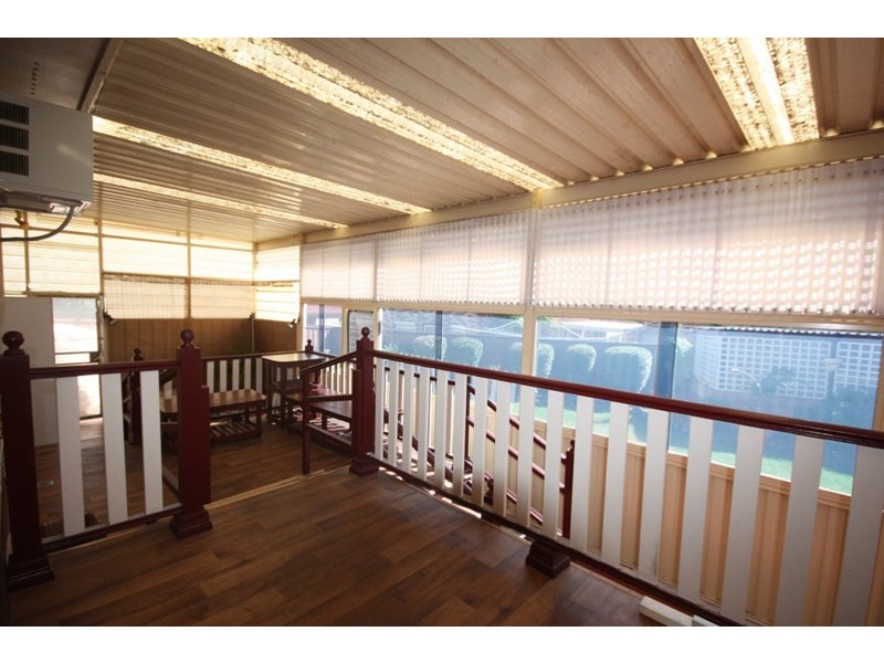 33 Waminda Avenue, Campbelltown NSW 2560