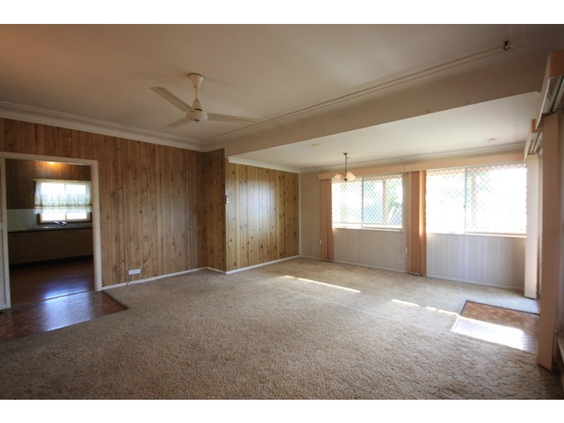 4 Burraneer, Leumeah NSW 2560