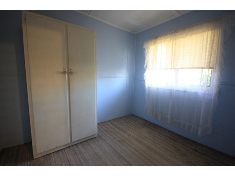 4 Burraneer, Leumeah NSW 2560