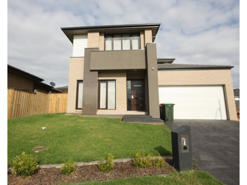 30 Corven Street, Elderslie NSW 2570