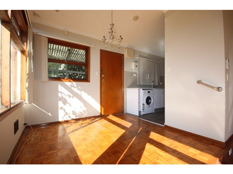 8 Coolah Avenue, Campbelltown NSW 2560